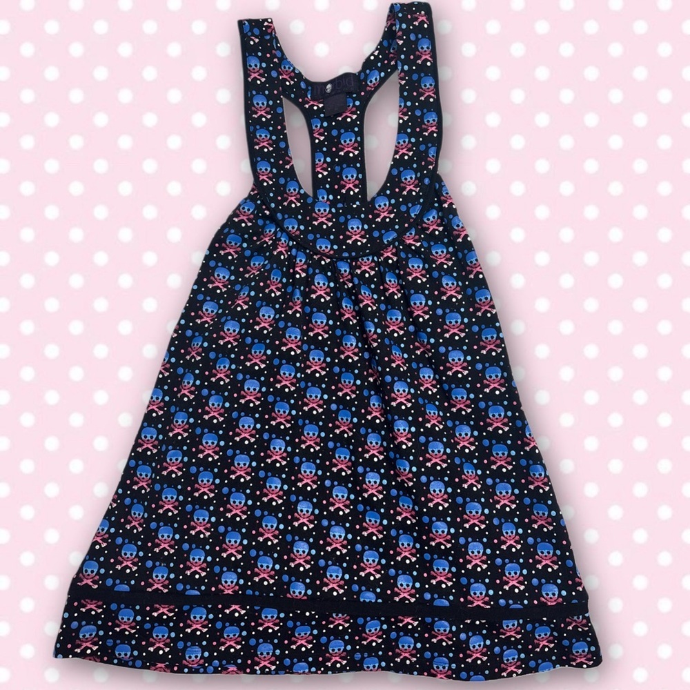 Morbid Threads rainbow skull top 🌈☠️💞​